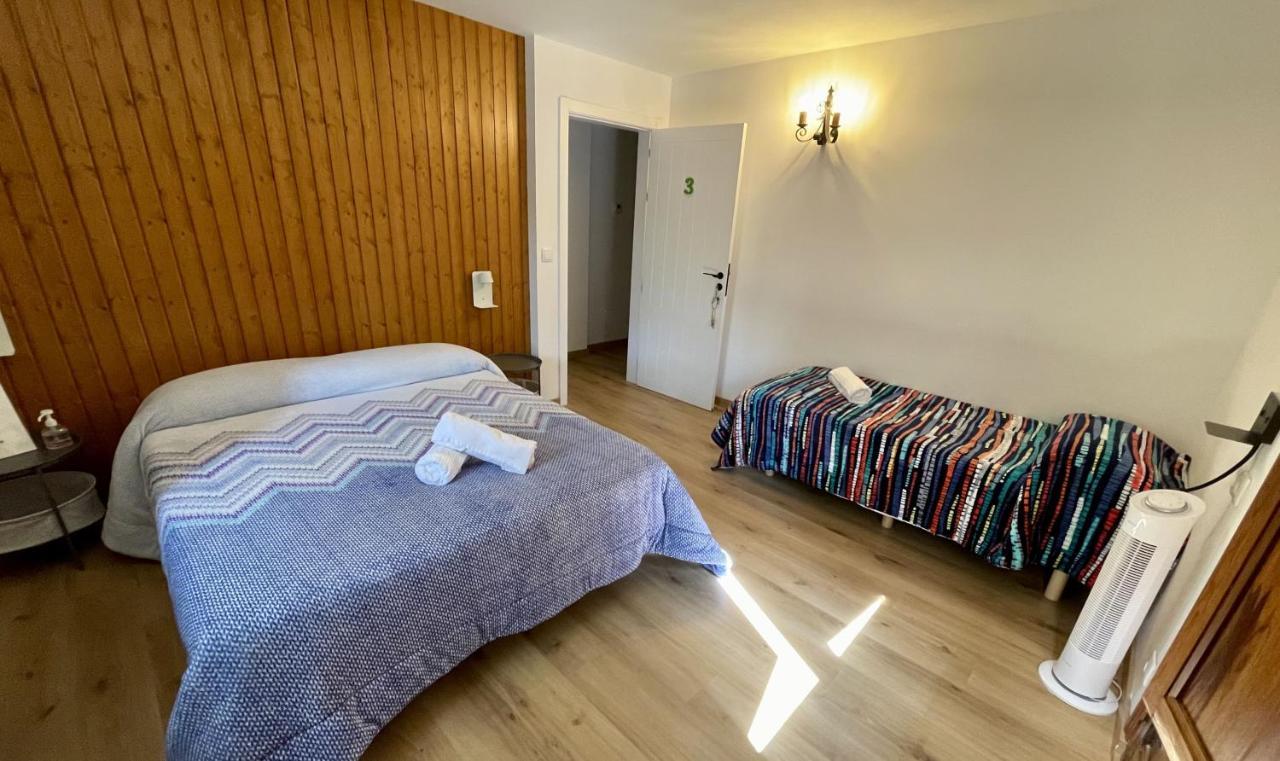 Rural Hostel Dos Lucas Oros Bajo Екстер'єр фото
