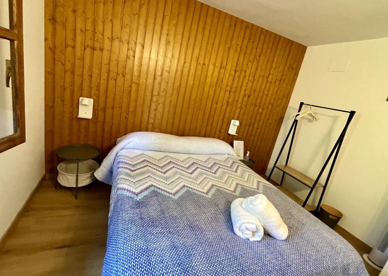 Rural Hostel Dos Lucas Oros Bajo Екстер'єр фото
